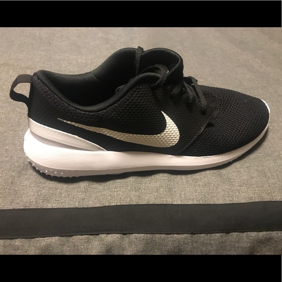 Nike golf shoe - Picture 2 of 7